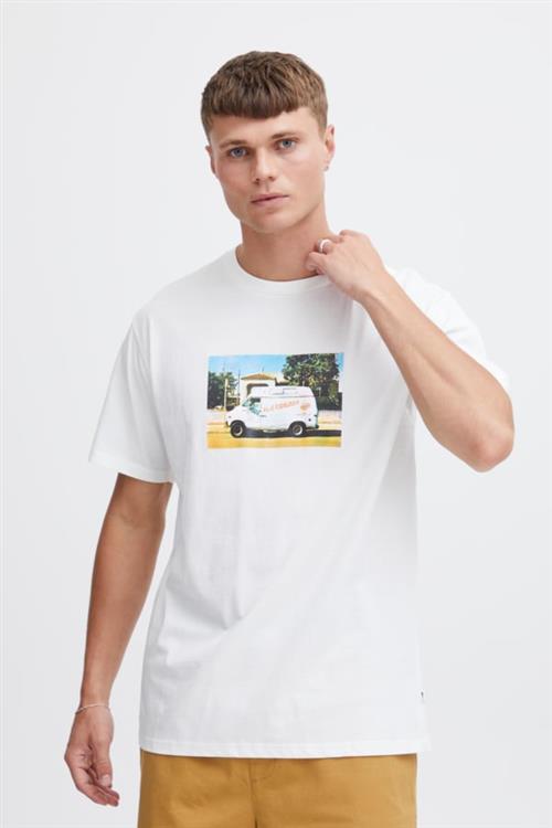 Se !Solid Sdishir Mand Off White Kortærmede T-shirts Str L - hos Magasin ved Magasin