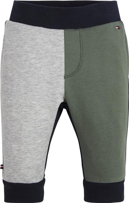 Tommy Hilfiger Baby Logo Colorblock Sweatpants Str 6 mdr / 68 cm - Avalon Green Colorblock Bukser hos Magasin