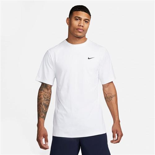 Se Nike Drifit UV Hyverse T-shirt S - T-shirts hos Magasin ved Magasin