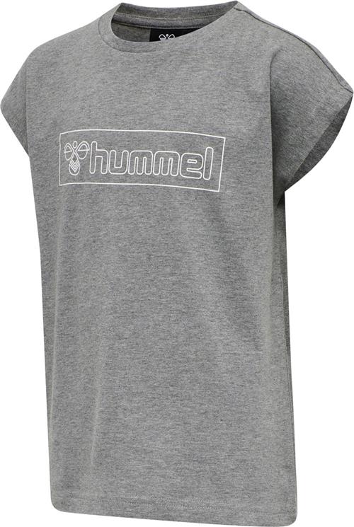 Se Hummel Hmlboxline Tshirt S/S Str 9 år / 134 cm - Grå Kortærmede T-shirts hos Magasin ved Magasin