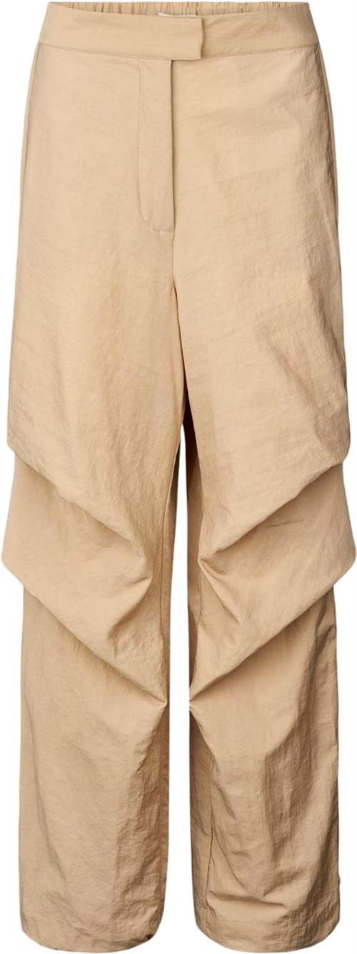 Se Rabens Saloner Nylon Pants Alpha Kvinde Sculpture Cargo Bukser Str M Nylon - hos Magasin ved Magasin