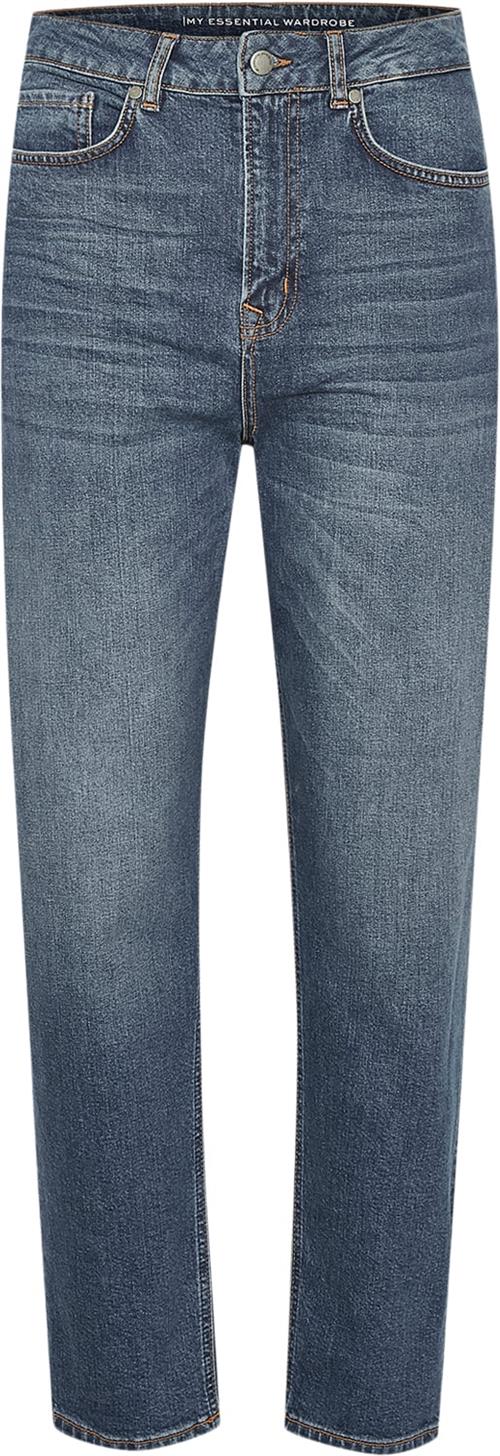 Se My Essential Wardrobe 34 THE MOM 107 Xhigh Straight Y Kvinde Medium Blue Retro Wash Straight Jeans Straight Fit Str 33/29 - hos Magasin ved Magasin