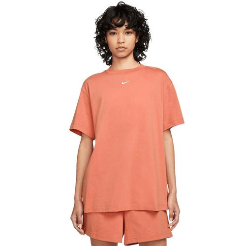 Se Nike Sportswear Essential Tshirt M - Trænings T-shirts Bomuld hos Magasin ved Magasin