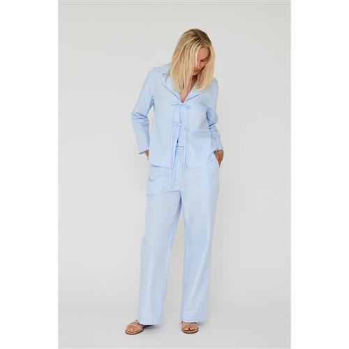 Se A-VIEW Brenda Solid Pants Kvinde Light Blue Bukser Med Lige Ben Str 40 - hos Magasin ved Magasin