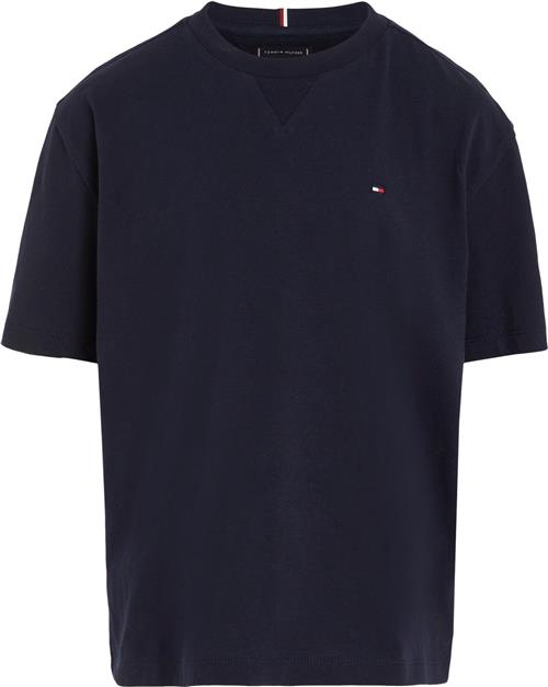 Tommy Hilfiger Essential TEE S/S Str 5 år / 110 cm - Desert Sky Kortærmede T-shirts hos Magasin