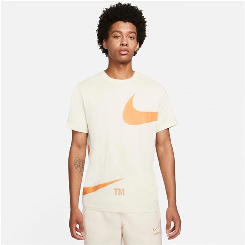 Nike Sportswear T Shirt M - T-shirts hos Magasin