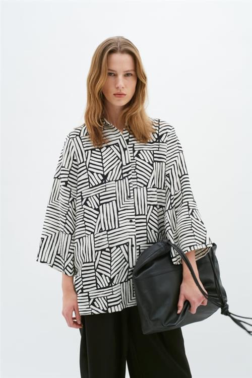 InWear Kiolaiw Shirt Kvinde Cutout Stripes Langærmede Skjorter Loose Fit Str 44 - hos Magasin