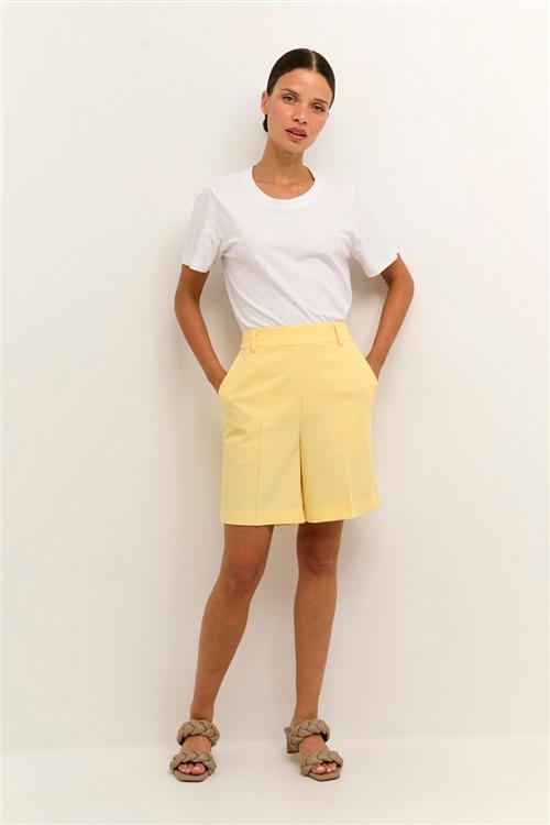 Kaffe Kasakura Wide Shorts Kvinde Pale Banana Bermudashorts Str 36 - hos Magasin