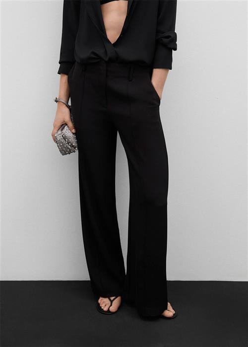 MANGO Pleated Straight Trousers Kvinde Black Bukser Str 40 - hos Magasin