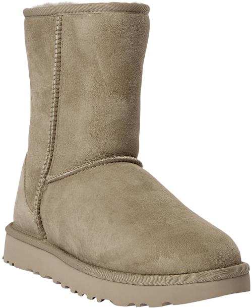 UGG W Classic Short II Kvinde Mds Vinterstøvler Str 37 - hos Magasin