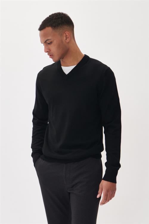 Se Matinique Maviggo Mand Black Sweaters Regular Fit Str XL - hos Magasin ved Magasin