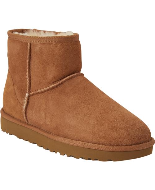 Se UGG Classic Mini II Kvinde Chestnut Vinterstøvler Str 40 - hos Magasin ved Magasin