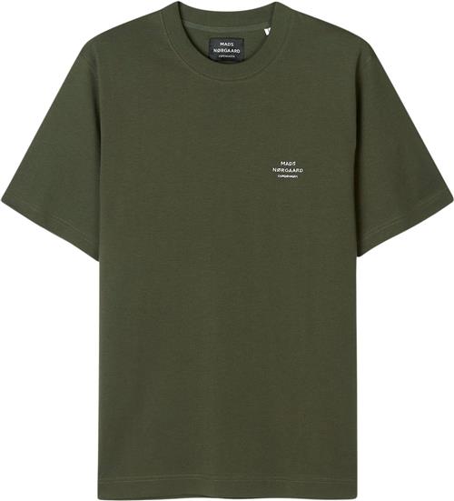 Se Mads Nørgaard - Copenhagen Cotton Jersey Frode Emb Logo Tee Mand Olive Night Kortærmede T-shirts Str XXL - hos Magasin ved Magasin