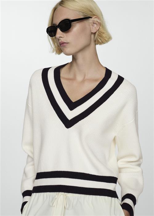 Se MANGO Contrasting Vneck Sweater Kvinde Light Beige Sweaters Str M - hos Magasin ved Magasin