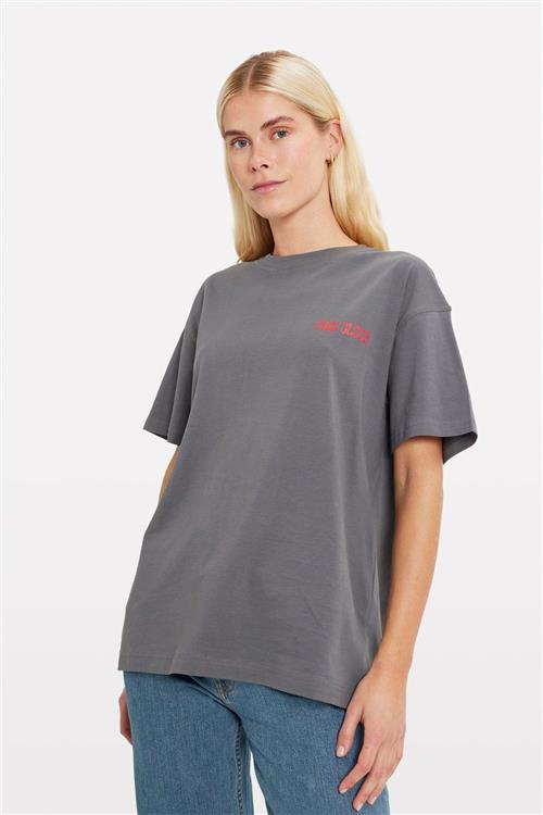 Envii Enkulla SS TEE 5310 Kvinde Smoke Sky Toppe Str L - hos Magasin