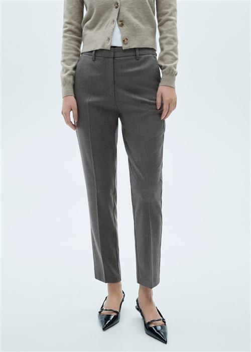 MANGO Trousers .- Warm Kvinde 92 Bukser Str 40 - hos Magasin