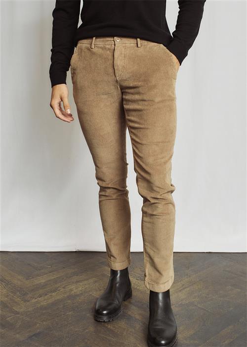 Se Bruun & Stengade BS Kenn Regular Fit Chinos Mand Mud Chinos Str W34 / L32 - hos Magasin ved Magasin