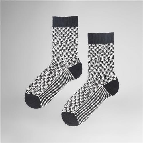 Se Hudson Houndstooth Ankelstrømper Str 40/42 - hos Magasin ved Magasin