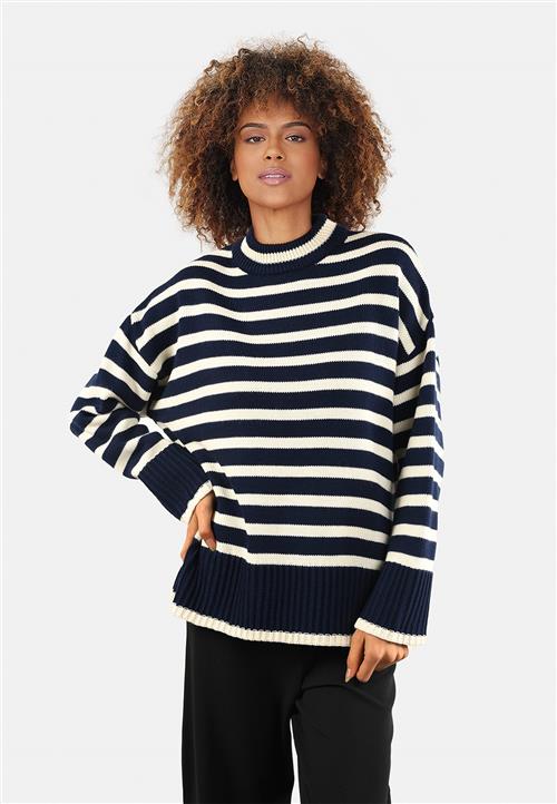 Se SisterS Point Mibaloose Kvinde Navy/cream Sweaters Str M - hos Magasin ved Magasin