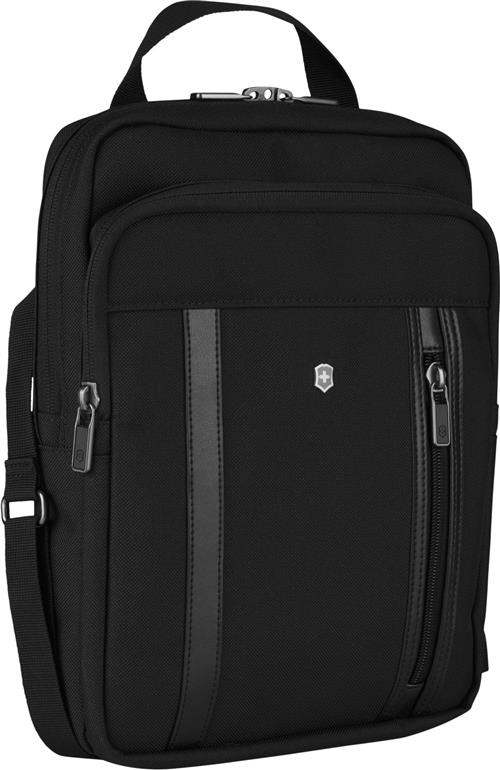 Victorinox Werks Professional Cordura, Crossbody Laptop Bag, Black 27x34x9cm - Computertasker hos Magasin