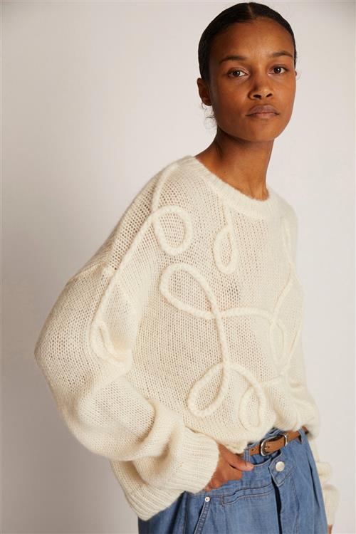 Se MUNTHE Tahlis Alpaca Blend Knit Kvinde Ivory Sweaters Str 38 - hos Magasin ved Magasin