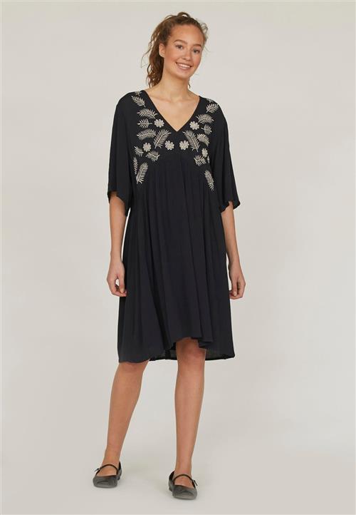 SisterS Point Inzadr Kvinde Black/bamboo Midi Kjoler Str XL - hos Magasin