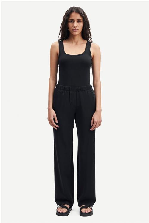 Samsøe Samsøe Hoys Straight Pants 7331 Kvinde Black Bukser Med Lige Ben Str L - Polyester hos Magasin