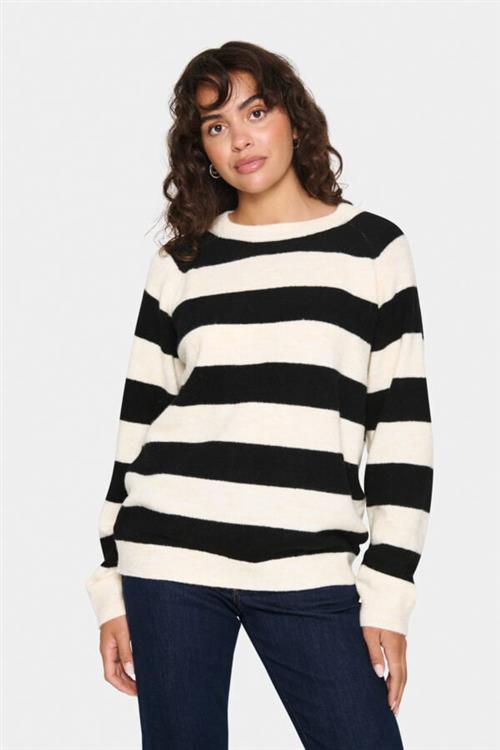 Saint Tropez Garbiesz Pullover Kvinde Ice Black Stripe Sweaters Loose Fit Str S - hos Magasin