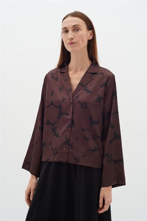 Se InWear Mehinaiw Blouse Kvinde Brown Reversed Flowers Langærmede Bluser Loose Fit Str 40 - hos Magasin ved Magasin