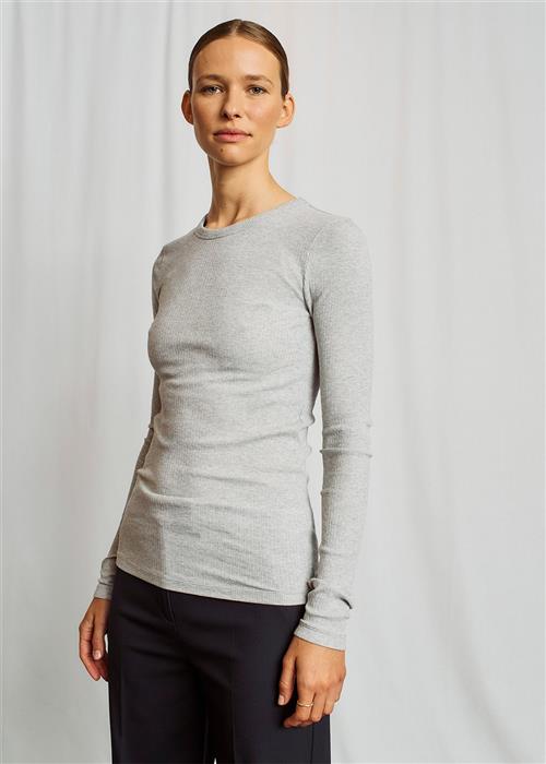 Se Bruun & Stengade BS Academia Regular Fit Top Kvinde Light Grey Kortærmede T-shirts Str L - hos Magasin ved Magasin