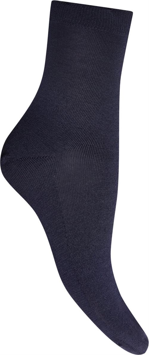 Se Wolford Cashmere Silk Socks Ankelstrømper Str M - hos Magasin ved Magasin