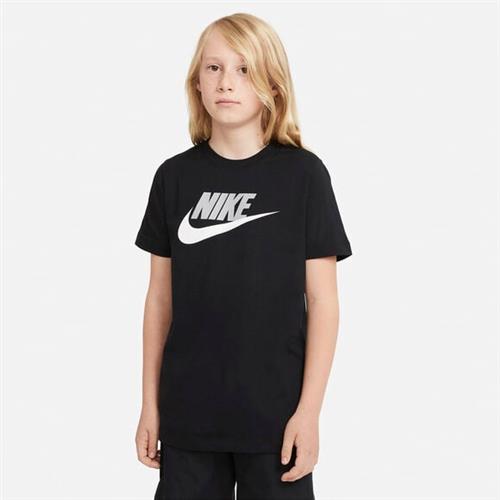 Se Nike Sportswear Futura Icon T Shirt 128-137 / S - T-shirts Bomuld hos Magasin ved Magasin