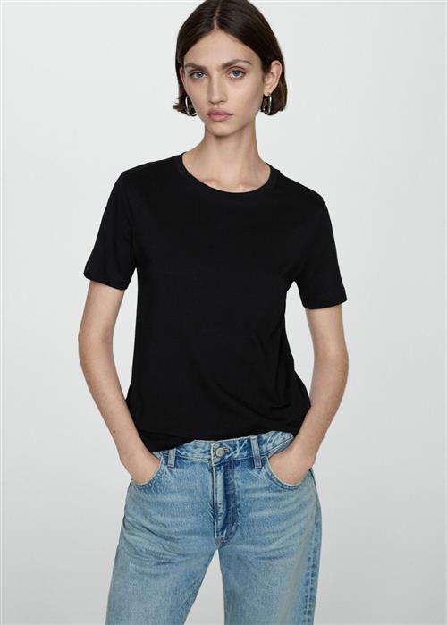 MANGO Tshirt .-- Chalaca Kvinde Black Kortærmede T-shirts Str L - hos Magasin