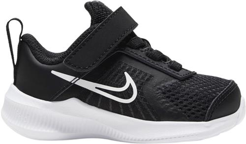 Nike Downshifter 11 Løbesko Sort Sneakers Str 19.5 - hos Magasin