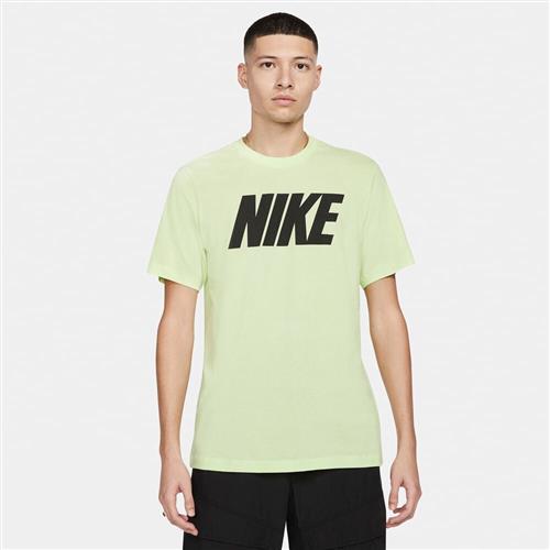 Nike Sportswear T Shirt M - T-shirts hos Magasin