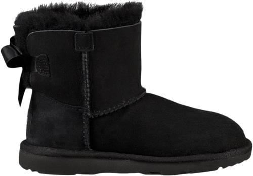 Se UGG K Mini Bailey Bow II Black Støvler Str 35 - hos Magasin ved Magasin