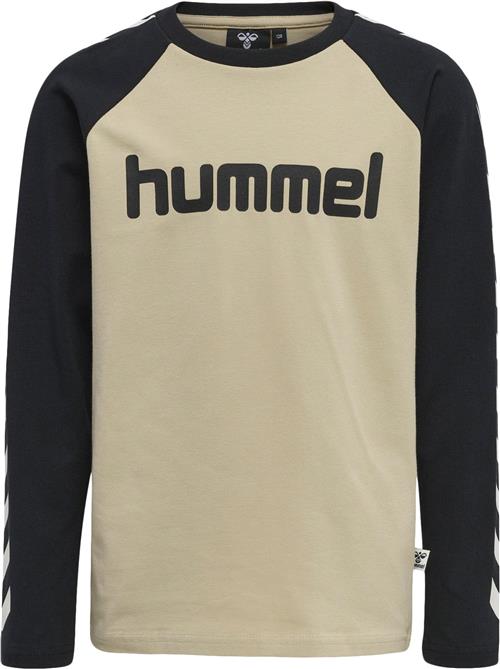 Hummel Boys Trøje 116 - T-shirts hos Magasin