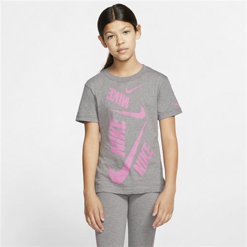 Se Nike Sportswear T Shirt 128-137 / S - T-shirts Bomuld hos Magasin ved Magasin