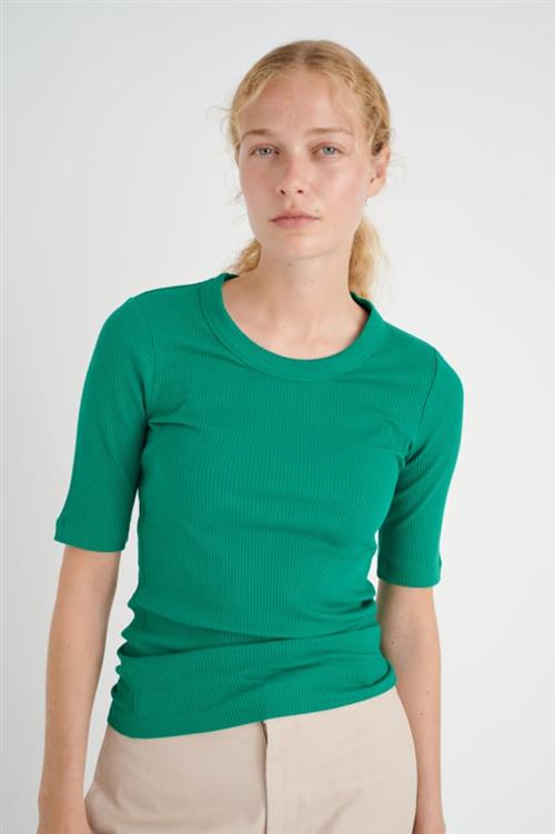 InWear Dagnaiw Tshirt Kvinde Emerald Green Kortærmede T-shirts Slim Fit Str S - Bomuld hos Magasin