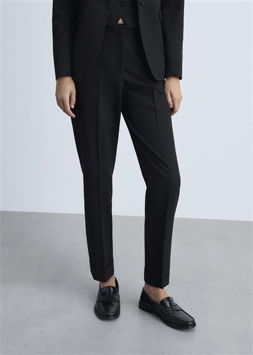 MANGO Straight Suit Trousers Kvinde Black Bukser Plus Size Str 46 - hos Magasin