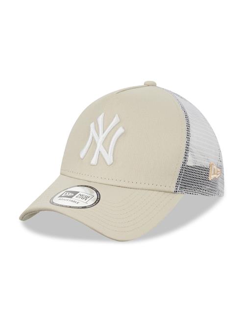 Se NEW ERA Hætte 'LEAGUE ESSENL NEYYAN'  beige / sort / offwhite ved About You