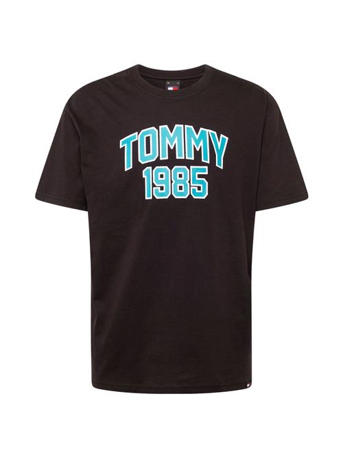 Se Tommy Jeans Bluser & t-shirts  aqua / rød / sort / hvid ved About You