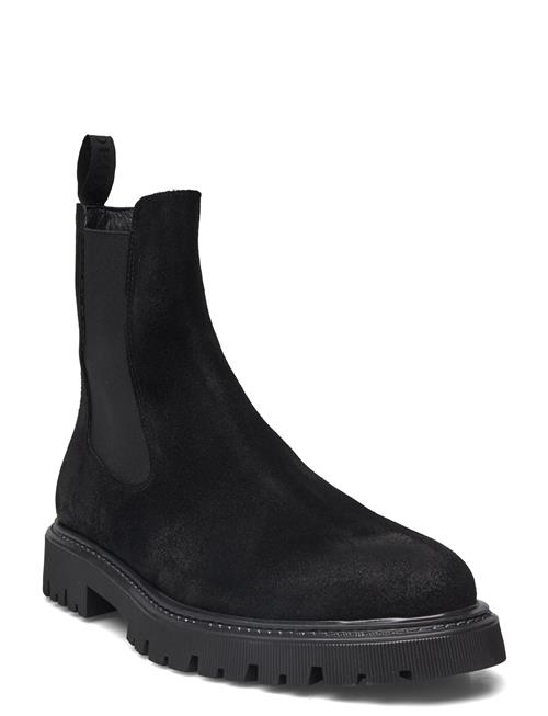 Se Les Deux Tatum Suede Chelsea Boot Les Deux Black ved Booztlet