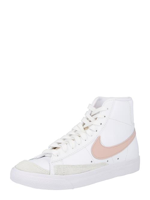 Se Nike Sportswear Sneaker high 'BLAZER MID 77'  beige / gammelrosa / hvid ved About You