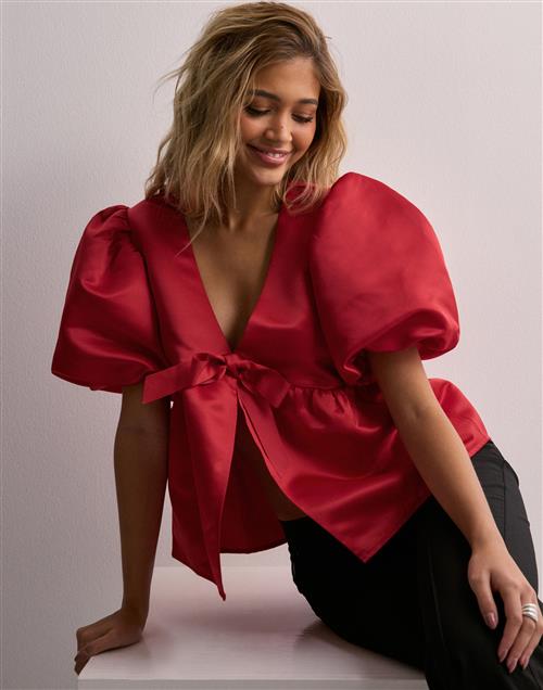 Nelly - Rød - Fancy Puff Blouse