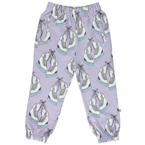 Se Småfolk Sweatpants i Orchid Petal med skøjteprint | Lilla | 4-5 years ved Babyshop