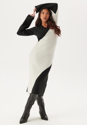 Se BUBBLEROOM V-neck Knitted Midi Dress Black/Offwhite L ved Bubbleroom