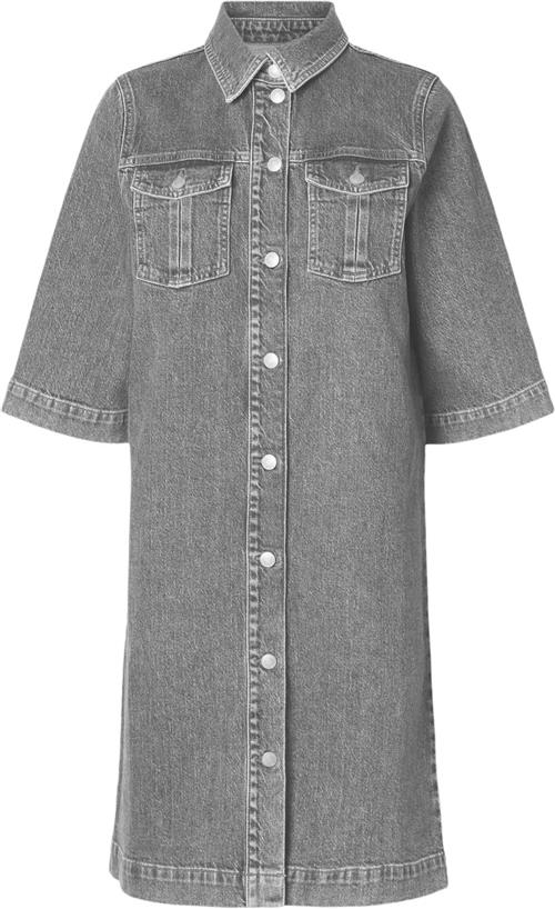 Selected Femme Slfkaya SS Midi Denim Dress Kvinde Grå Korte Kjoler Str 40 Denim - hos Magasin