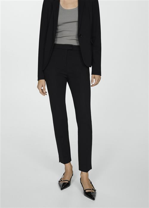 Se MANGO Pleated Suit Trousers Kvinde Black Bukser Str 46 - hos Magasin ved Magasin