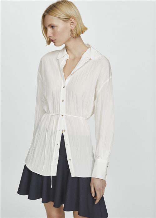 Se MANGO Shirt With a bow at the Back Kvinde Natural White Skjorter Str M - hos Magasin ved Magasin